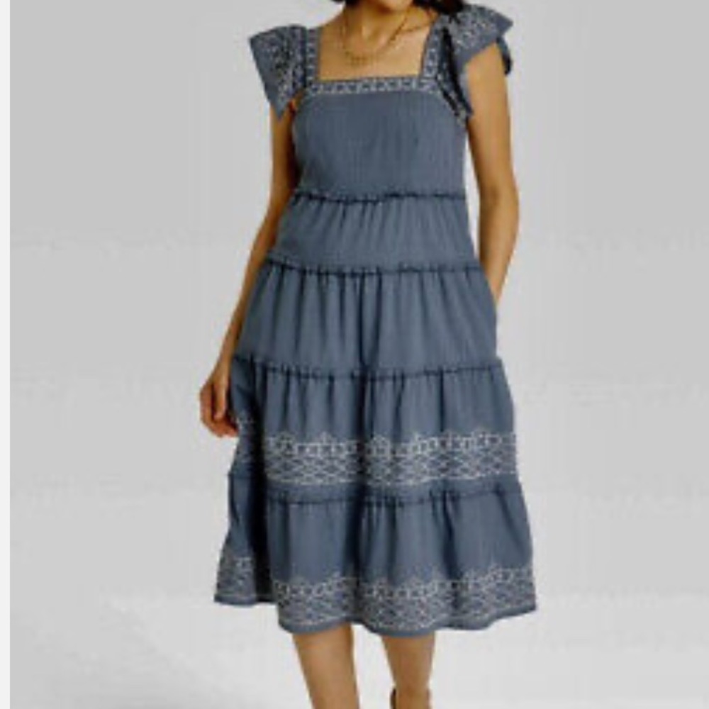 Women's Ruffle Short Sleeve
Embroidered Tiered A-Line Dress
Knox Rose NWT